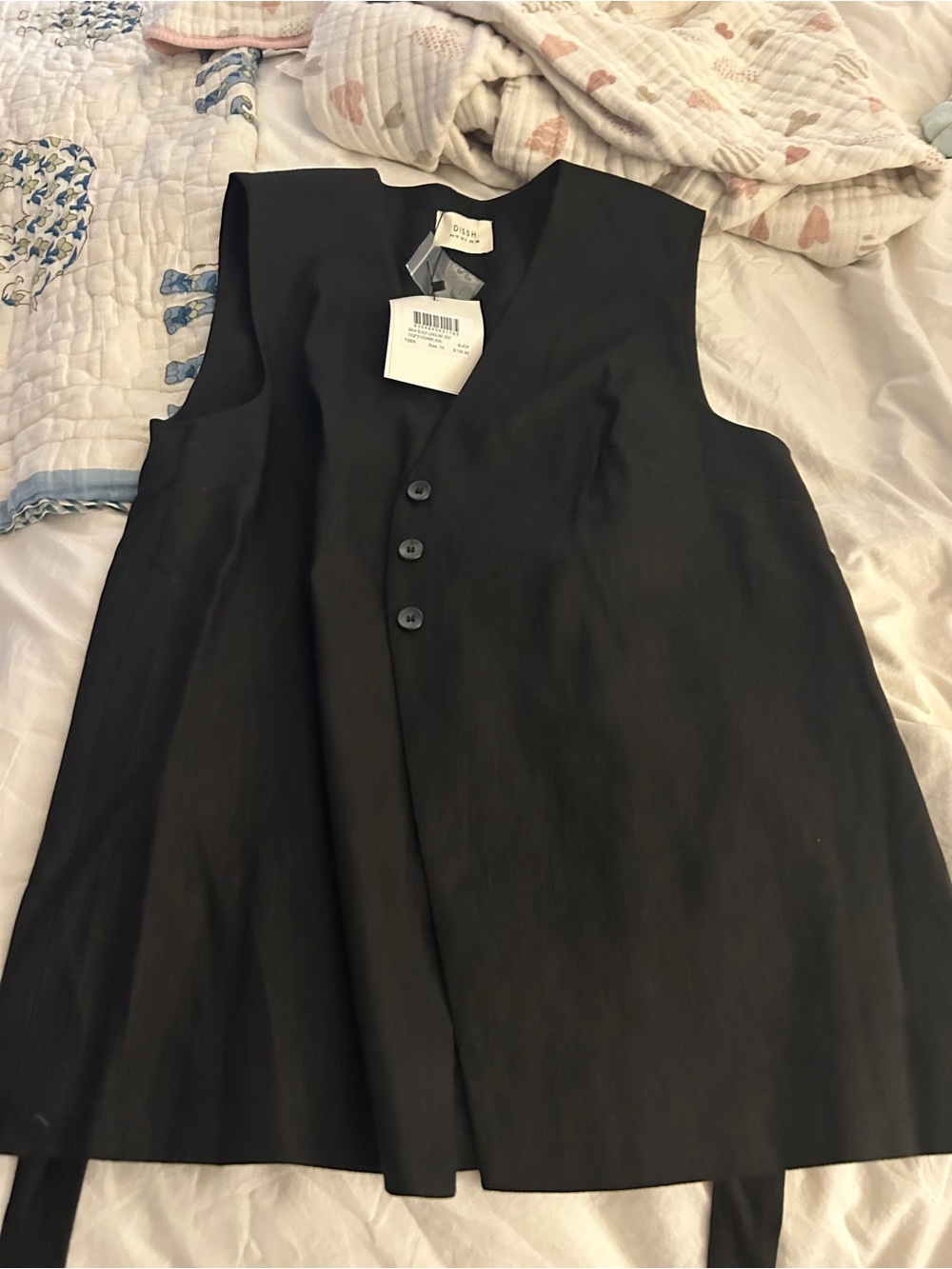 DISSH Black Sleeveless Button-Front Tunic Top
